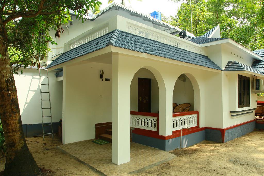 Marari Neena Beach Homestay Mararikulam Eksteriør bilde